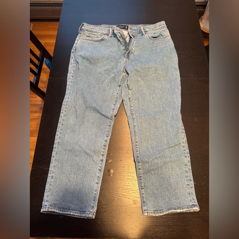 Abercrombie & Fitch Men’s Vintage Stretch Athletic Loose Denim Jeans. 36x30